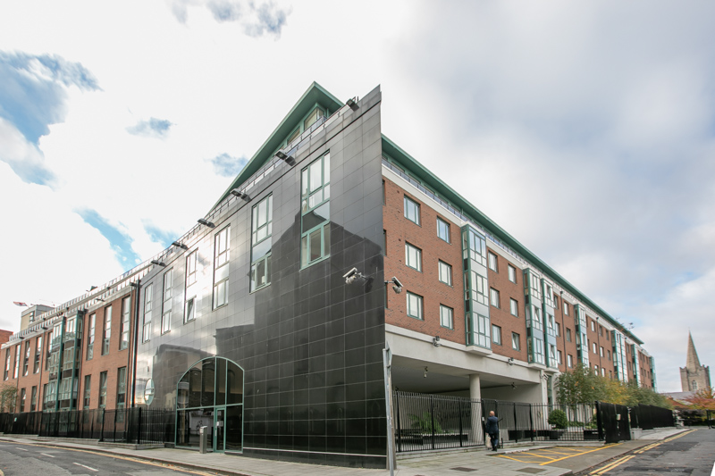 Adelaide Square By City Break Apartments